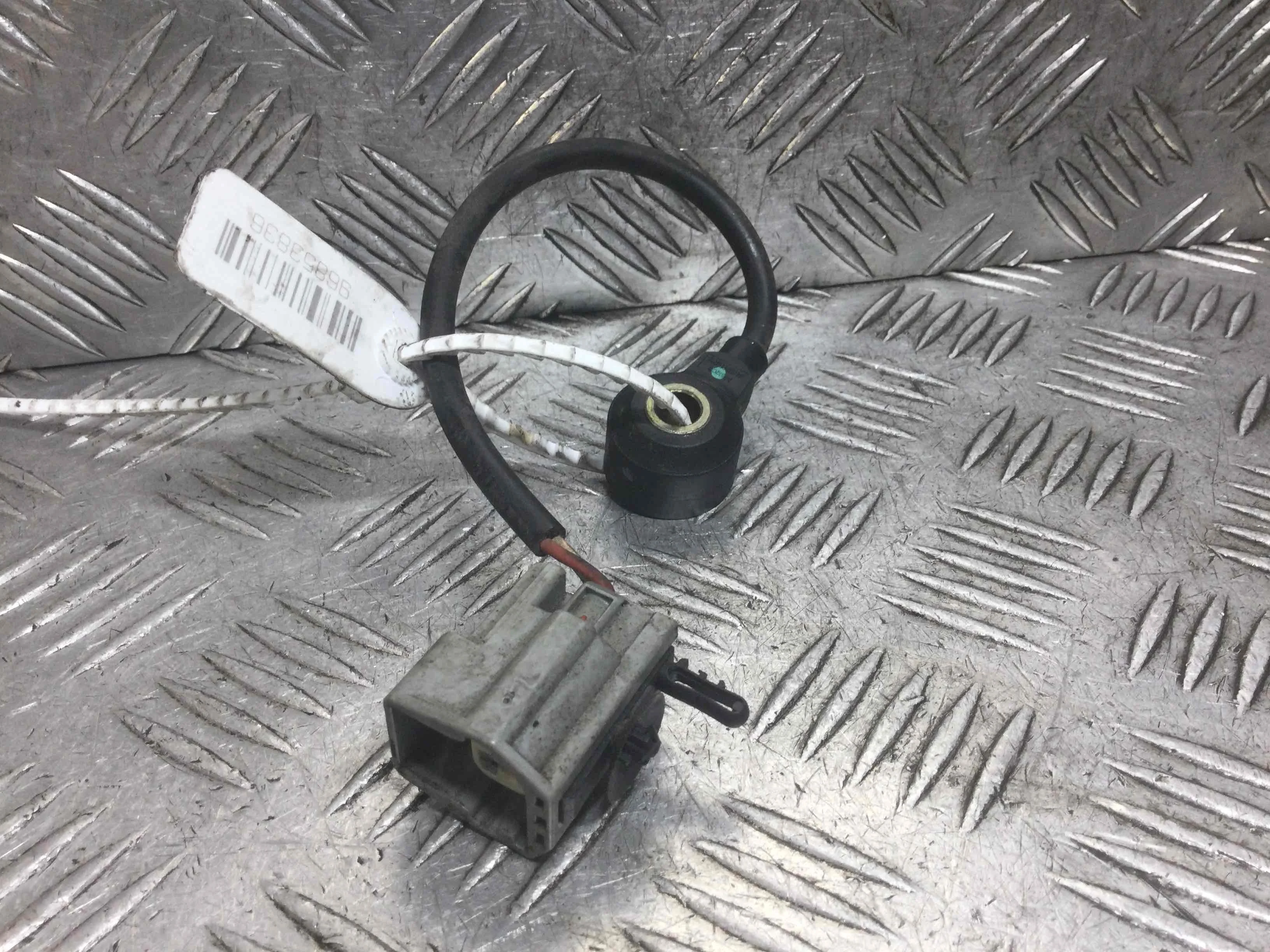 Датчик детонации Ford Focus 2 поколение (2005-2008) бензин 2.0 i Механика Х/б