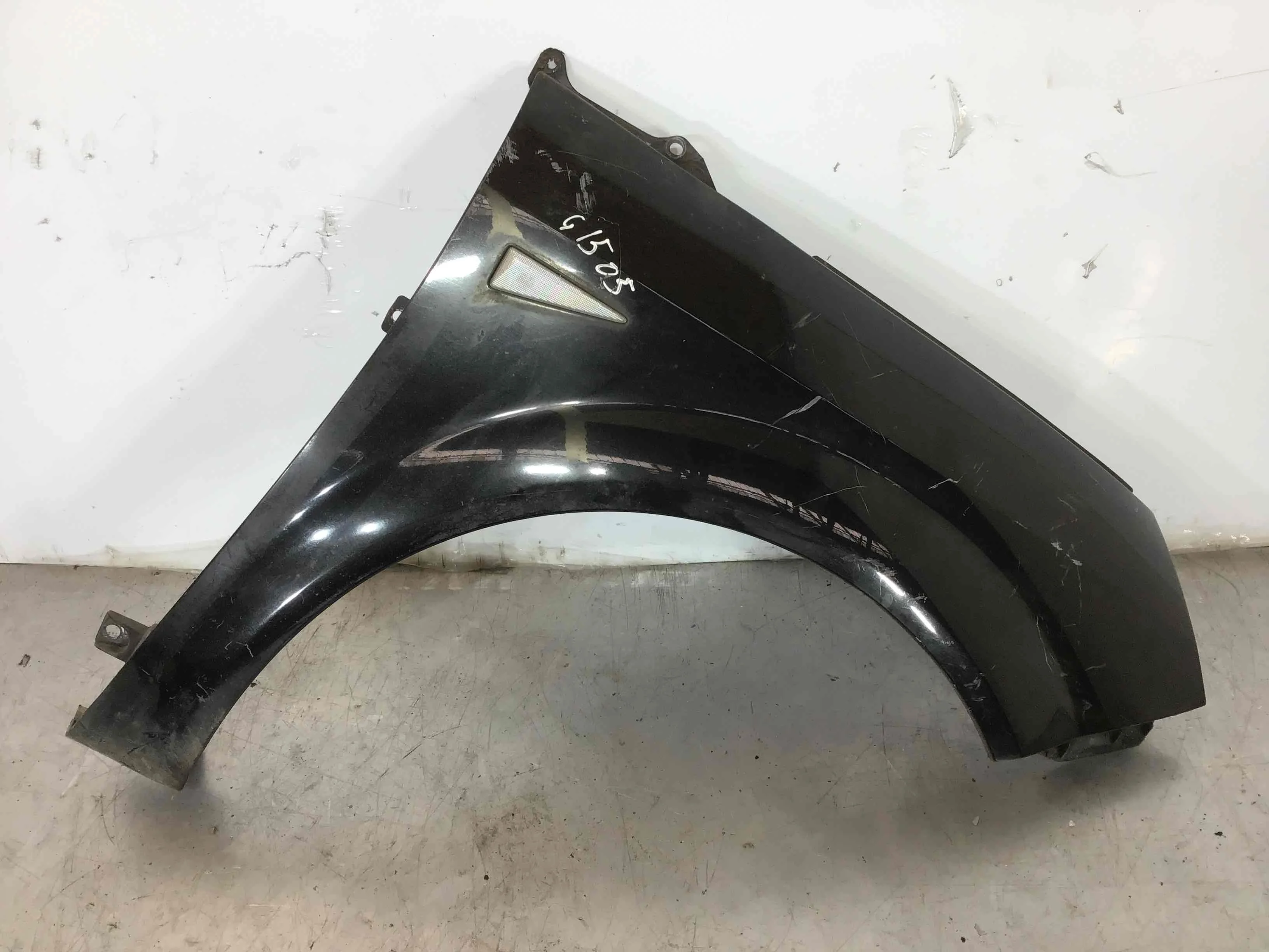 Крыло переднее правое Renault Scenic 2 поколение (2003-2006) бензин 2.0 i Механика Минивэн