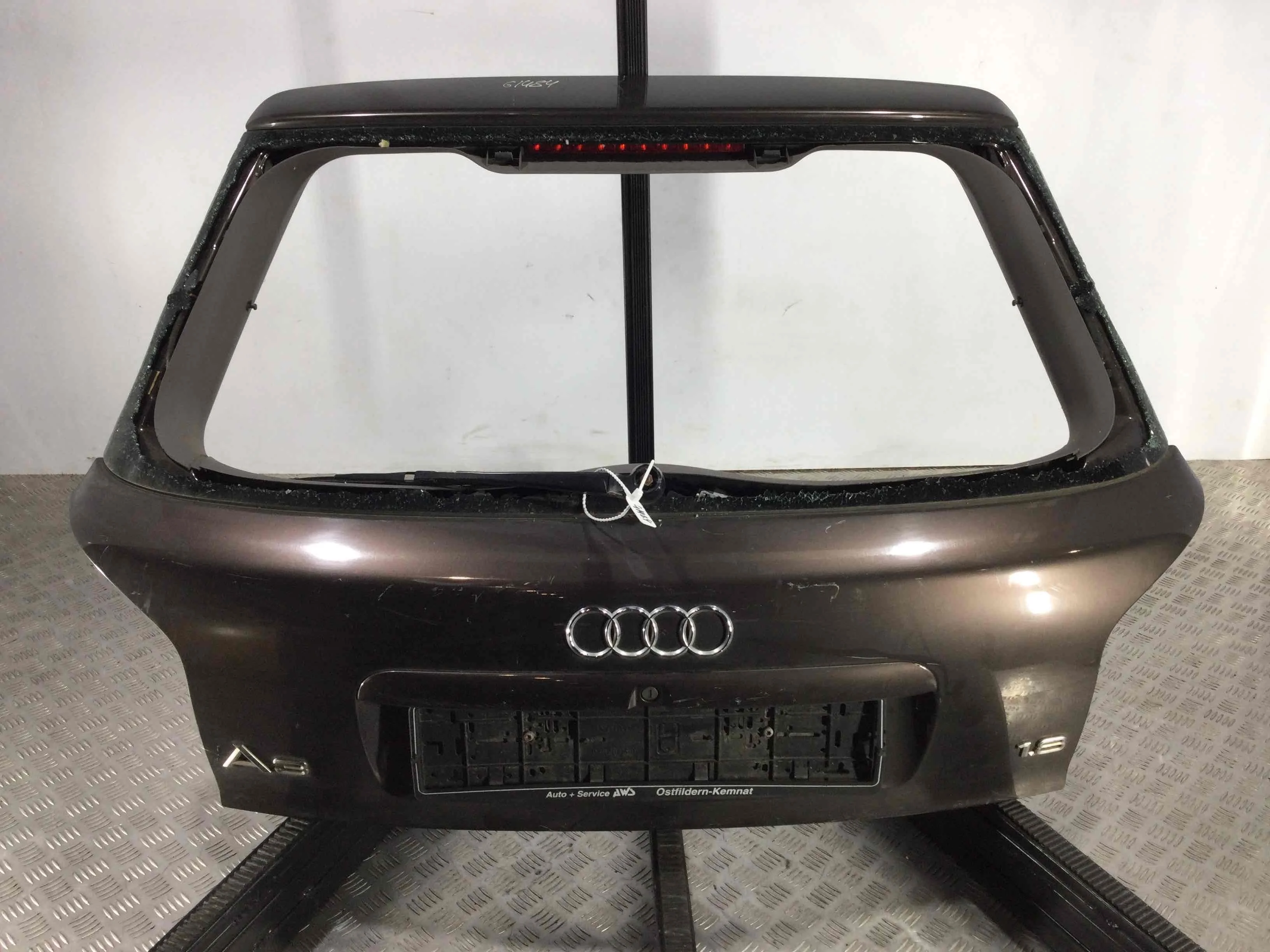 Крышка багажника (дверь 3-5) Audi A3 8L (1996-2000) бензин 1.8 i Механика Х/б