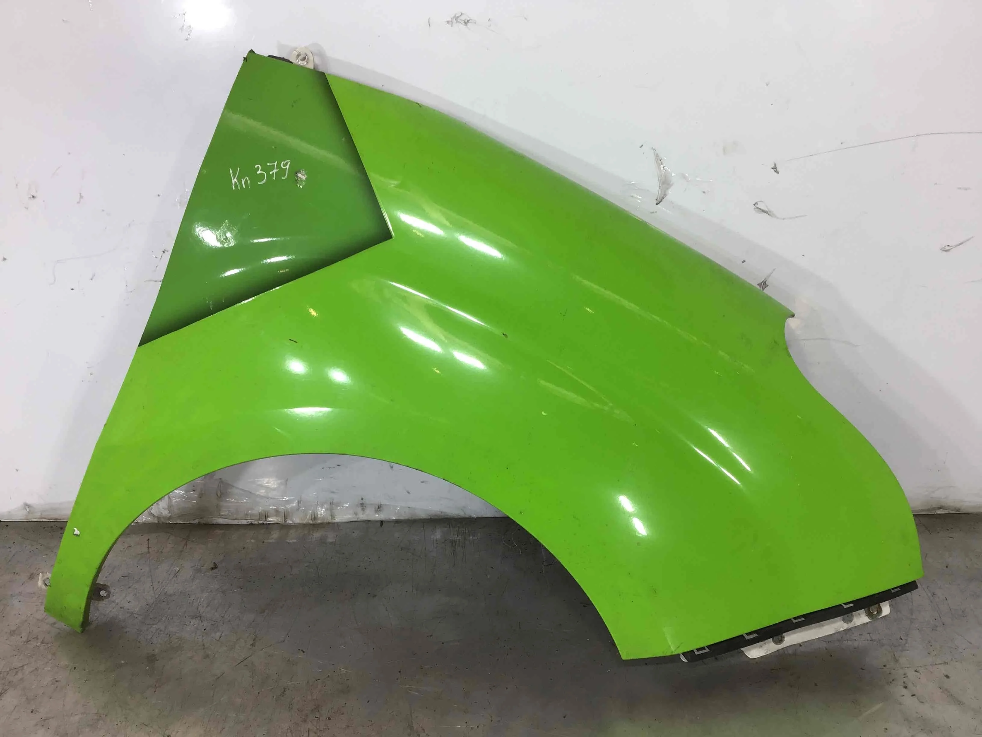 Крыло переднее правое Fiat Doblo 1 поколение [рестайлинг] (2005-2015) дизель 1.6 HDi Механика Фургон