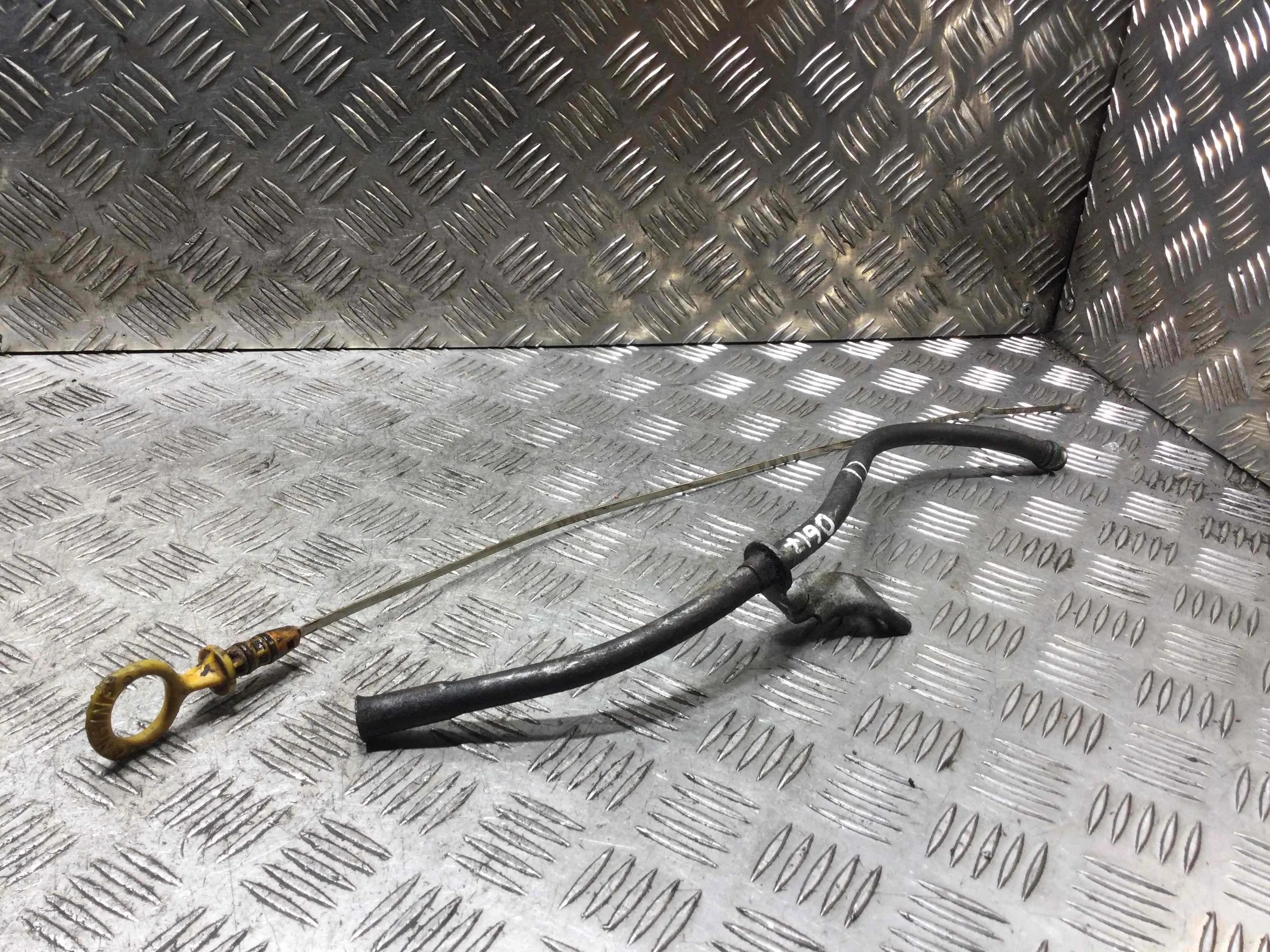 Щуп двигателя Volvo V50 1 поколение 2003-2007 бензин 2.4 i Автомат Седан