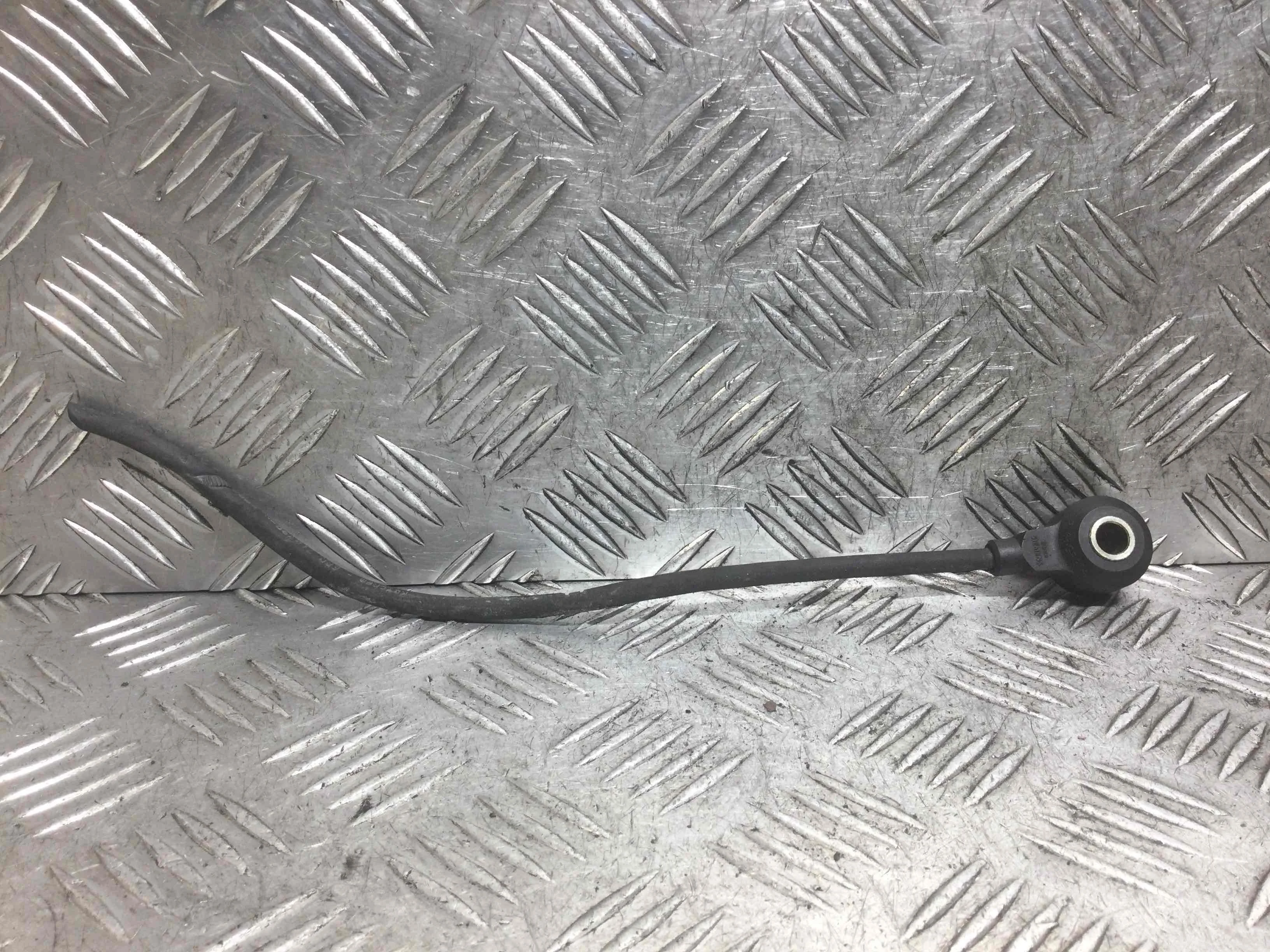 Датчик детонации Audi A4 B6 (2000-2005) бензин 2.4 i Вариатор Х/б