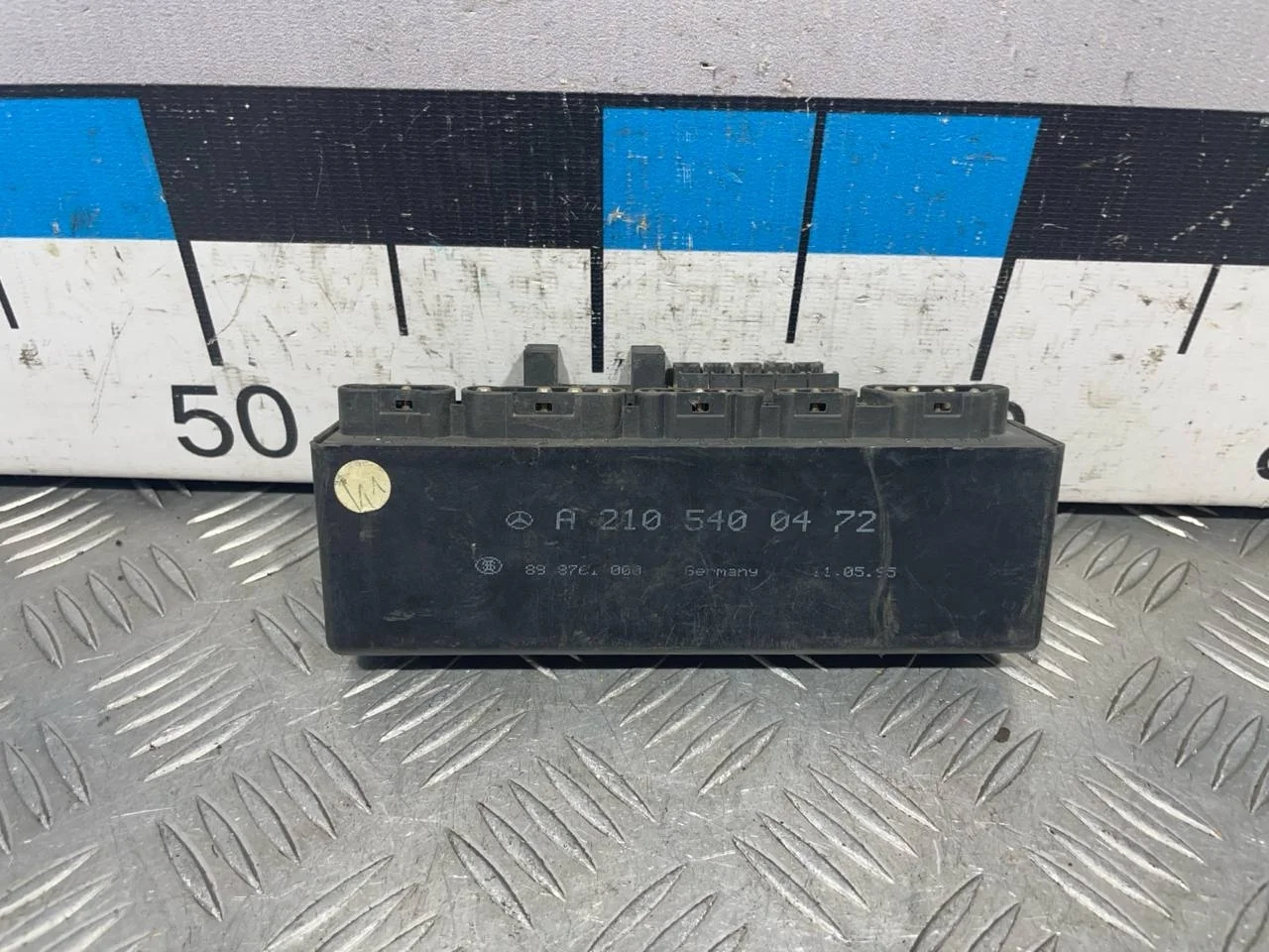 [Б/У] Блок реле MB W210 E-Klasse (1995-2000) [Код: 00510373 ]