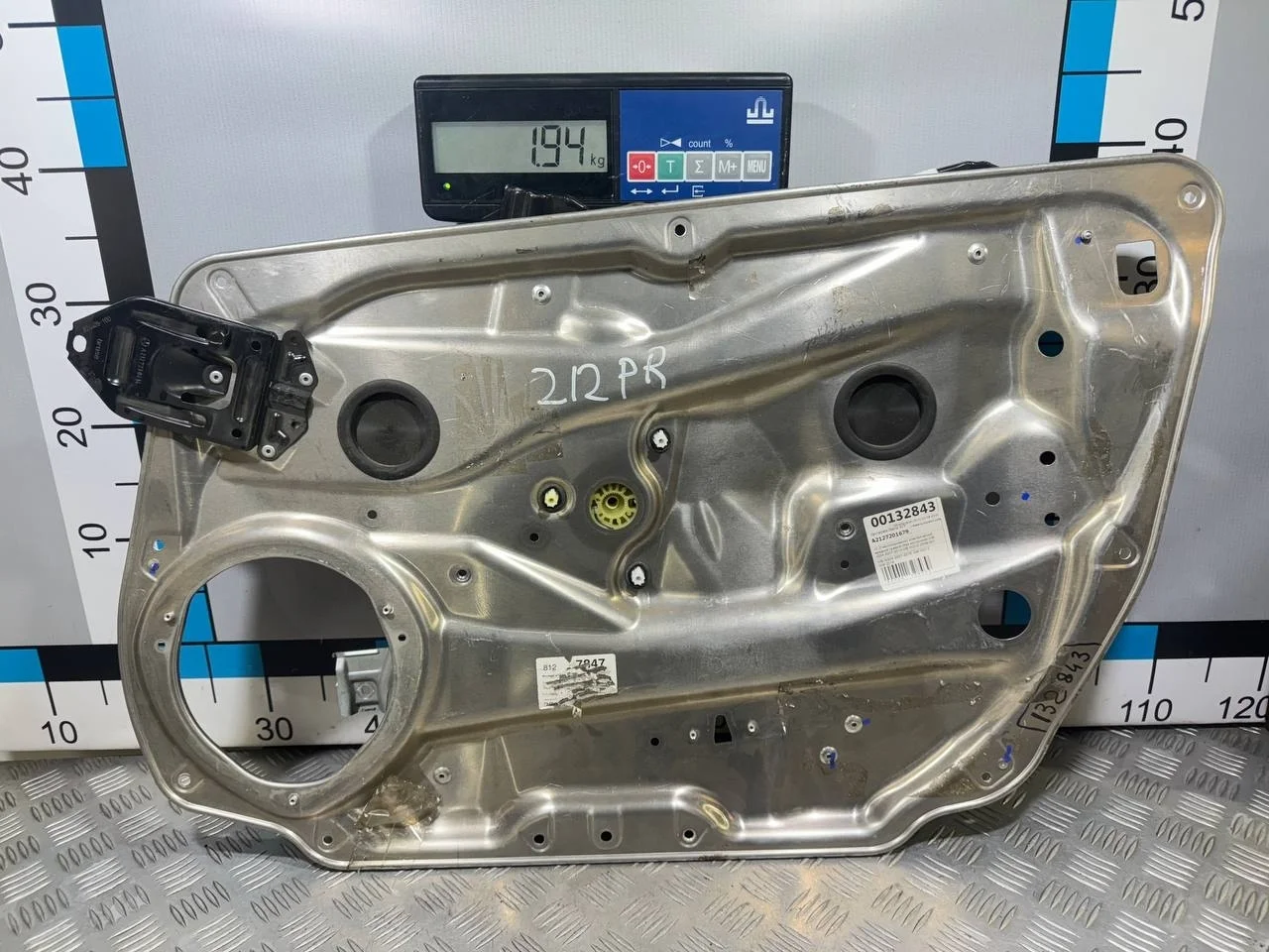 [Б/У] Стеклоподъемник передний правый W204 [Код: 00510171 ]