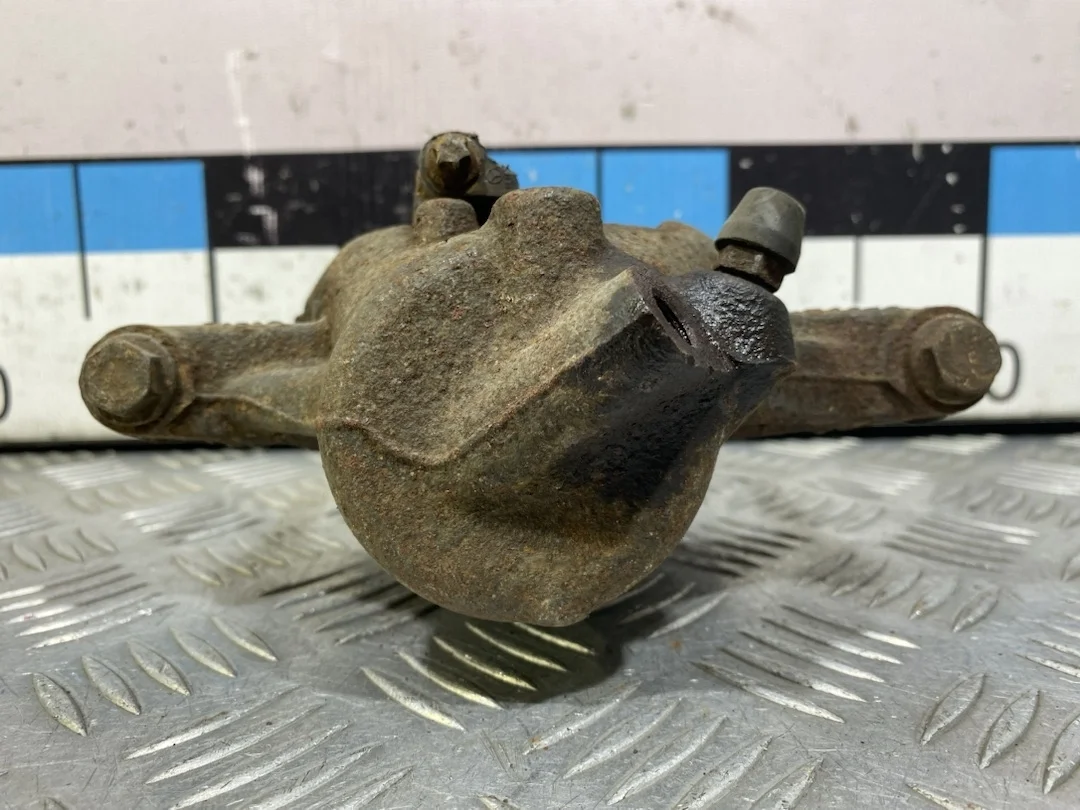 [Б/У] Суппорт тормозной задний правый [Код: 00400651 ]