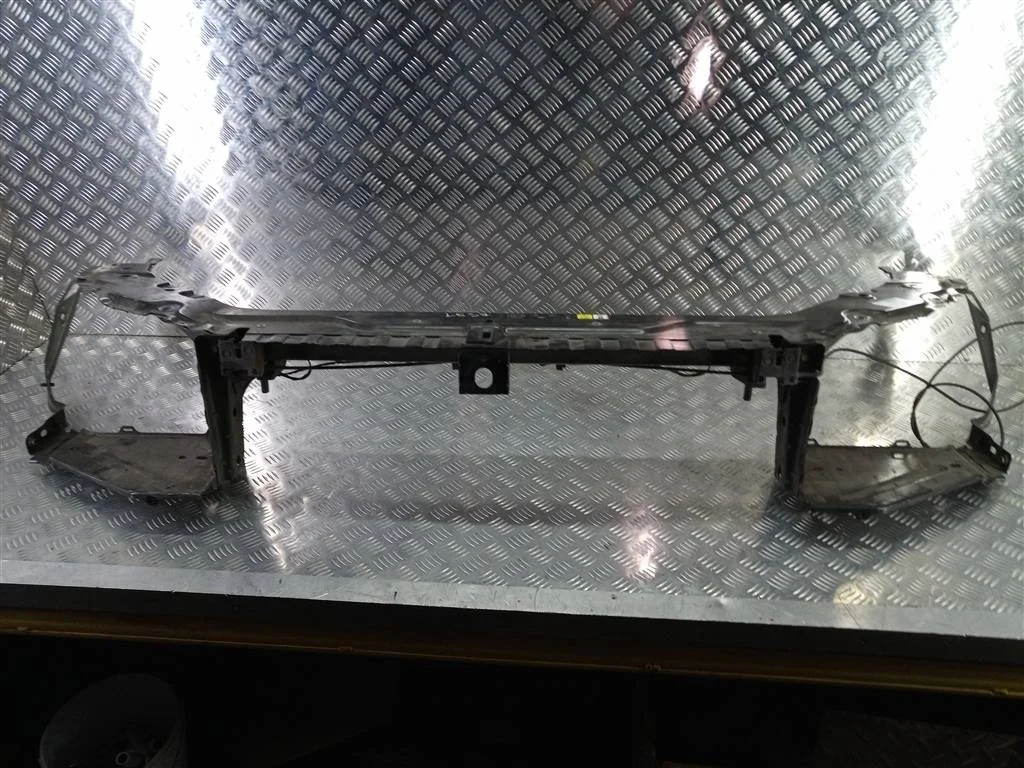 Панель передняя (Телевизор) LAND ROVER FREELANDER