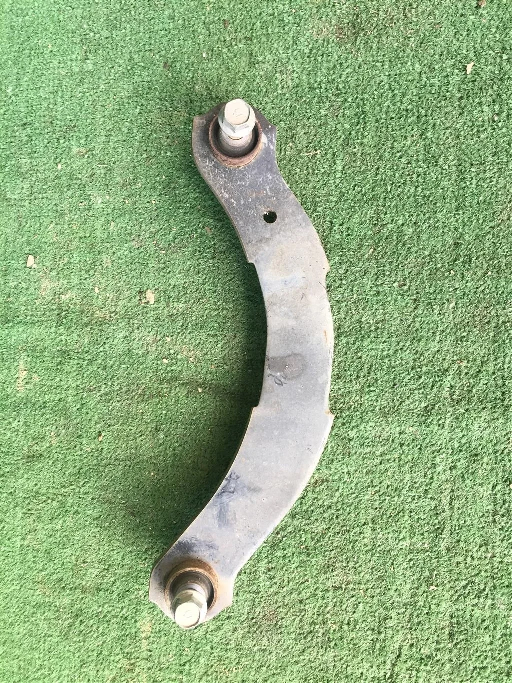 Б.у. рычаг MITSUBISHI Delica D5 CV MITSUBISHI Delica D5 CV