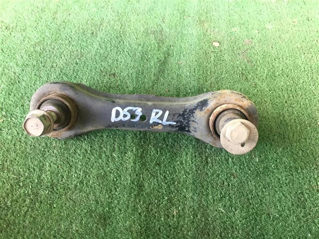 Б.у. рычаг поперечный MITSUBISHI Delica D5 CV MITSUBISHI Delica D5 CV