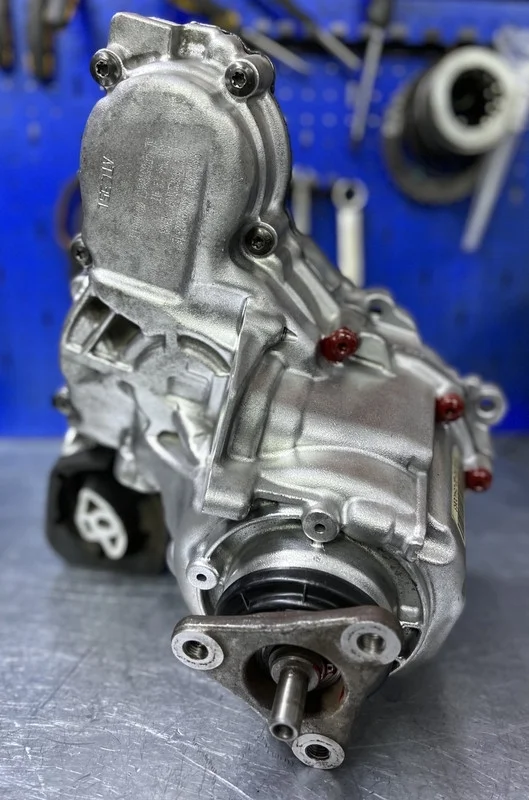 Раздаточная коробка ATC 35L восстановленная (БЕЗ ФЛАНЦА) (ЦЕНА ДЕЙСТВИТЕЛЬНА В ОБМЕН НА ВАШ НЕИСПРАВНЫЙ РЕМОНТОПРИГОДНЫЙ АГРЕГАТ ГАРАНИЯ 12 МЕСЯЦЕВ)