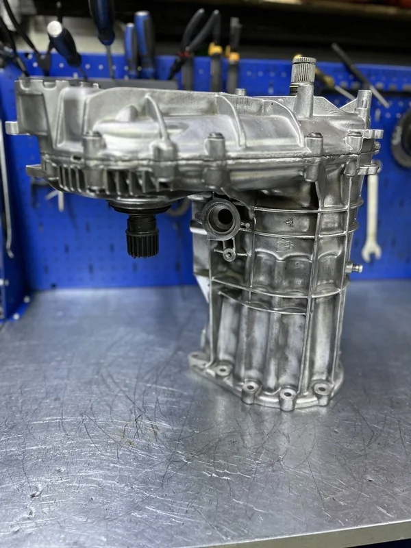 Раздаточная коробка Porsche Cayenne 958 (ЦЕНА ДЕЙСТВИТЕЛЬНА В ОБМЕН НА ВАШ НЕИСПРАВНЫЙ РЕМОНТОПРИГОДНЫЙ АГРЕГАТ ГАРАНИЯ 12 МЕСЯЦЕВ)