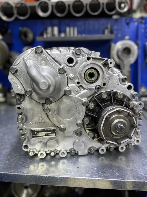 Раздаточная коробка гелик mercedes G W463 (ЦЕНА ДЕЙСТВИТЕЛЬНА В ОБМЕН НА ВАШ НЕИСПРАВНЫЙ РЕМОНТОПРИГОДНЫЙ АГРЕГАТ ГАРАНИЯ 12 МЕСЯЦЕВ)