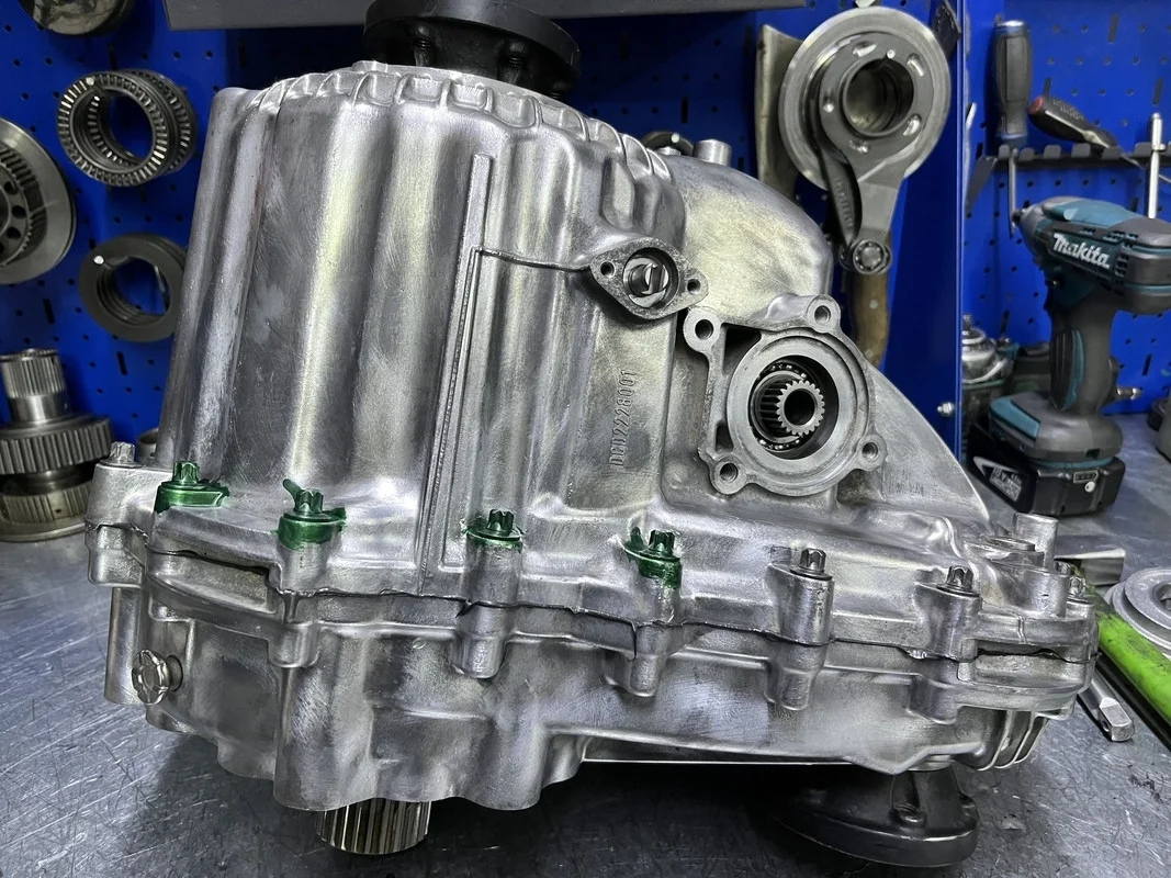 Раздаточная коробка Mercedes ML GL Off Road (ЦЕНА ДЕЙСТВИТЕЛЬНА В ОБМЕН НА ВАШ НЕИСПРАВНЫЙ РЕМОНТОПРИГОДНЫЙ АГРЕГАТ ГАРАНИЯ 12 МЕСЯЦЕВ)