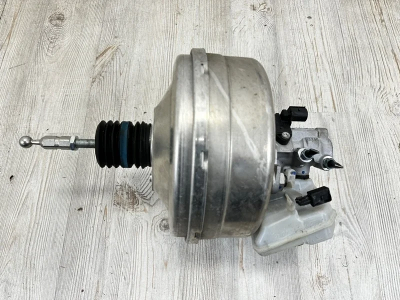 Вакуумный усилитель тормозов Audi Q7 S-line 2019 4M