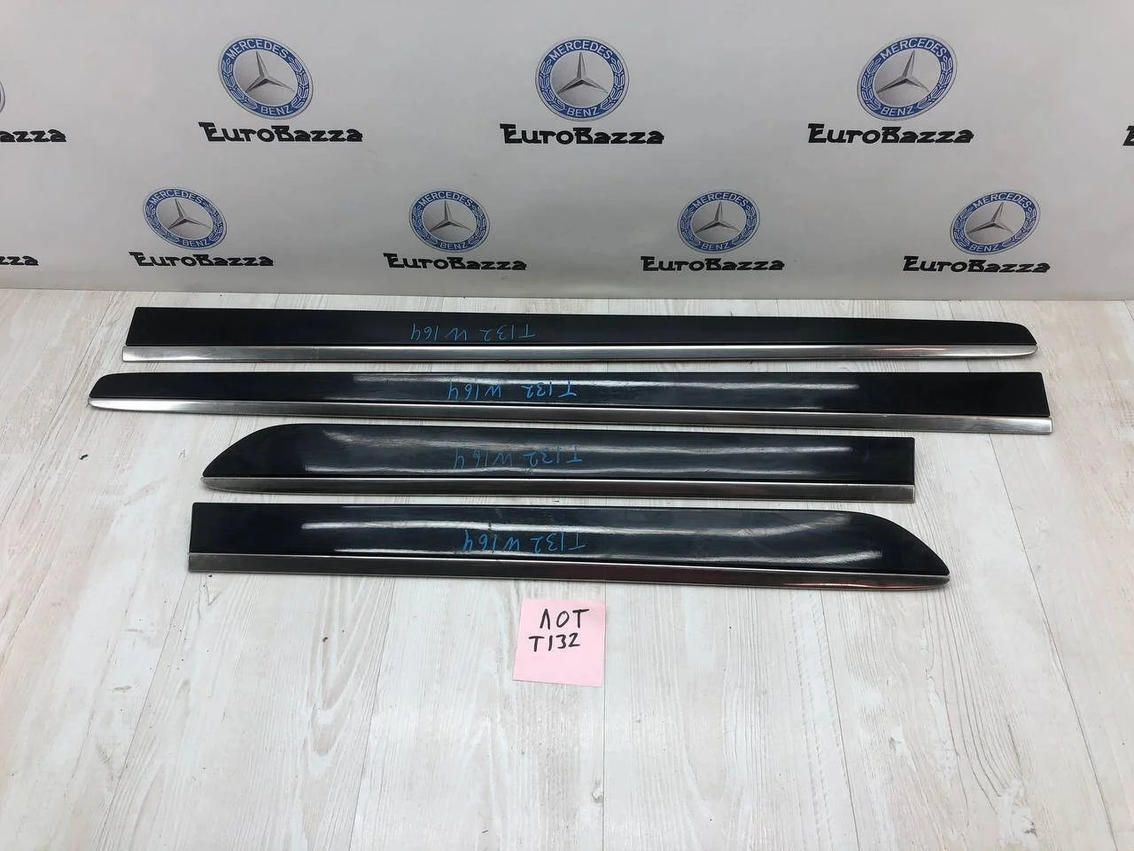 Накладка двери внешняя Mercedes W164