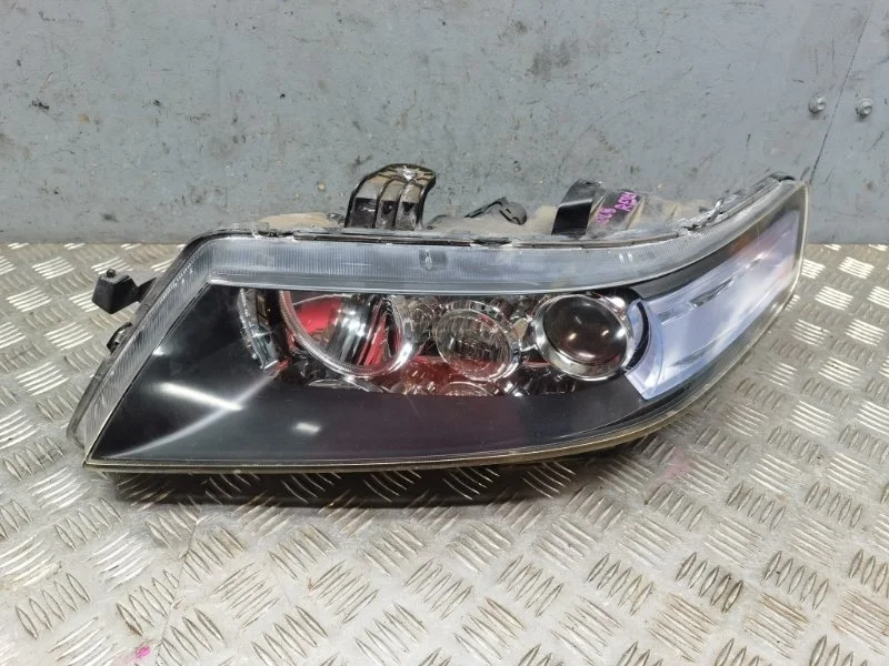 Фара ксенон Honda Accord 7 CL