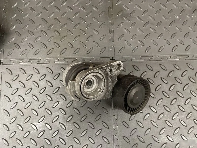 Натяжной ролик BMW 11287582946 E84 N55