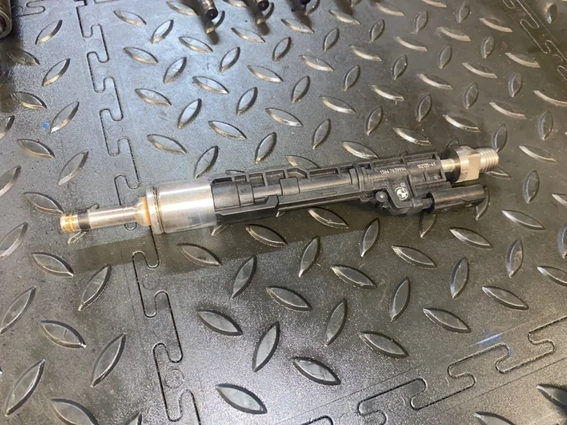 Форсунка топливная Bmw 13647639994 N55