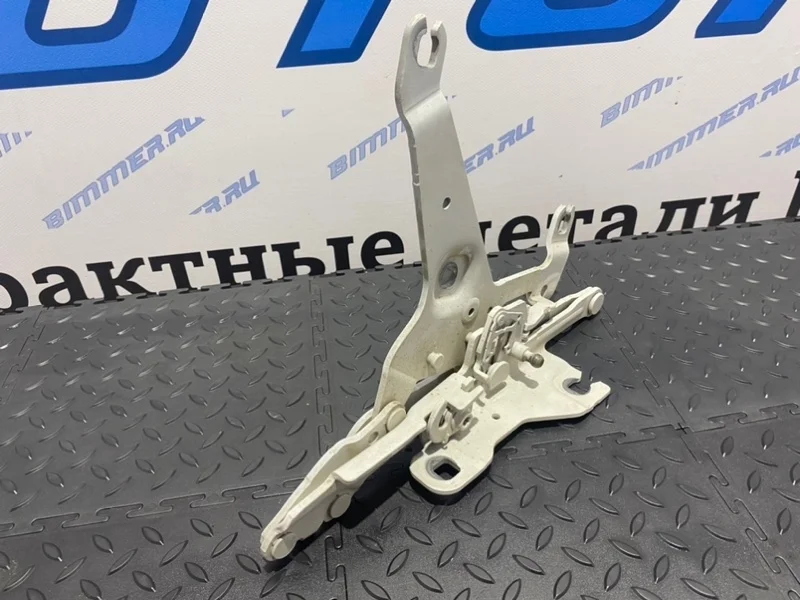 Петля капота BMW 41007381782 F86, правая
