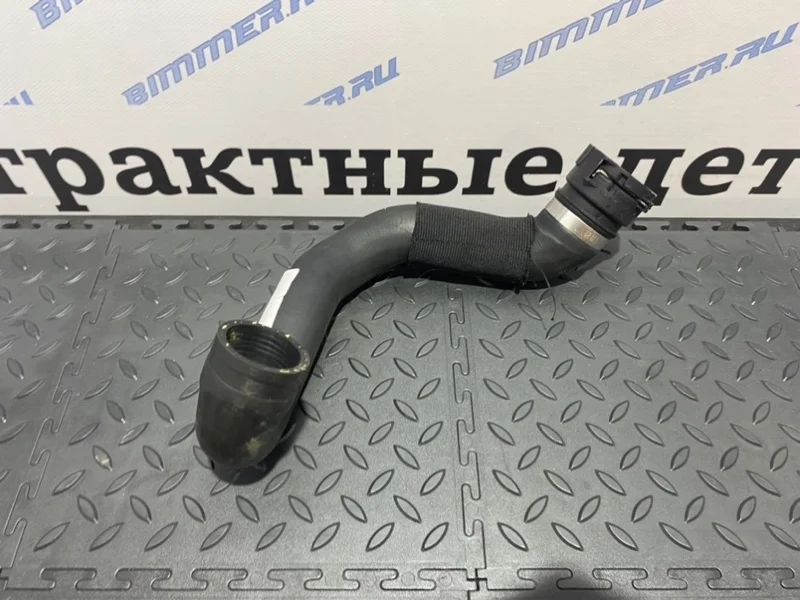 Патрубок системы охлаждения BMW 11537593513 F10 N55