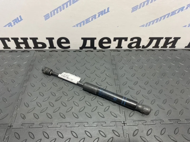Упор капота BMW F30