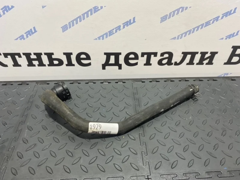 Патрубок системы охлаждения BMW 17127576280 E70 S63B44A