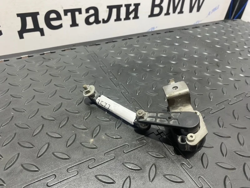 Датчик регулировки угла наклона фар BMW 37146853754 E70