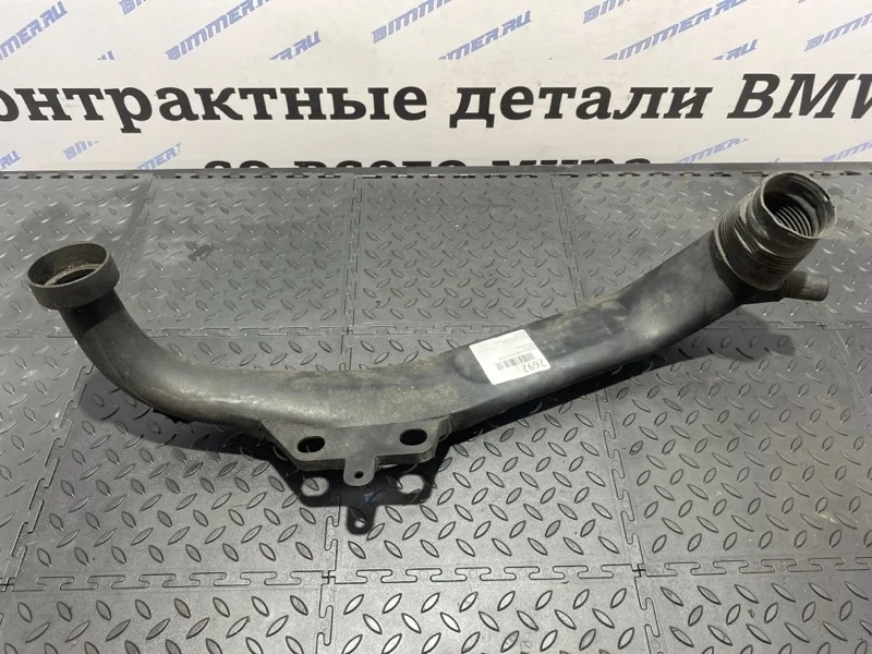 Патрубок воздушного фильтра Bmw 13717556549 E60