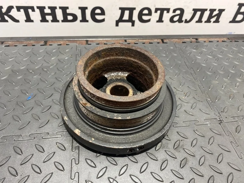 Шкив коленвала BMW 11237513862 M54B30