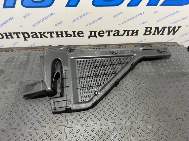 Жабо BMW 64316945583 E70, левое