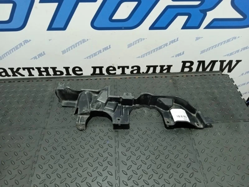 Кожух рулевого механизма BMW X6 51757160237 E71, левый