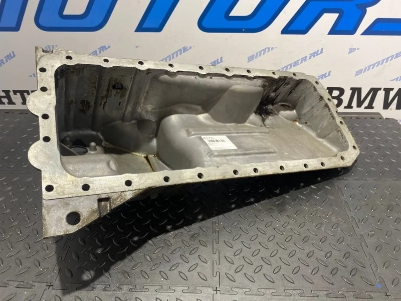 Поддон двигателя BMW 11137552414 N52
