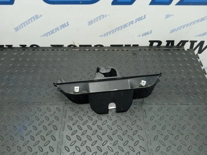 Накладка замка багажника BMW Х5 51497177378 Е70