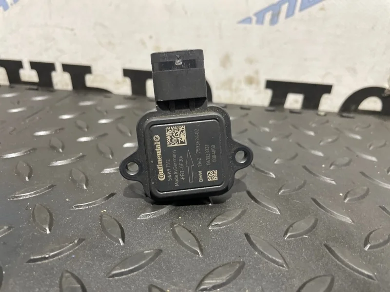 Датчик массового расхода воздуха BMW 5 13627593624 F10 N55