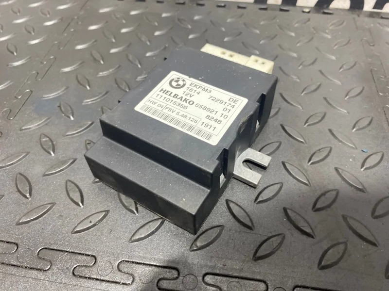 Блок управления топливным насосом BMW 16147407504 E70
