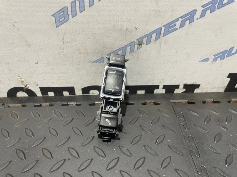 Блок кнопок центральной консоли BMW 3 F34