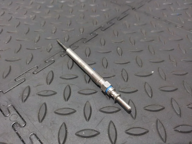 Свечи накала Bmw 3 DG613 E90 N47