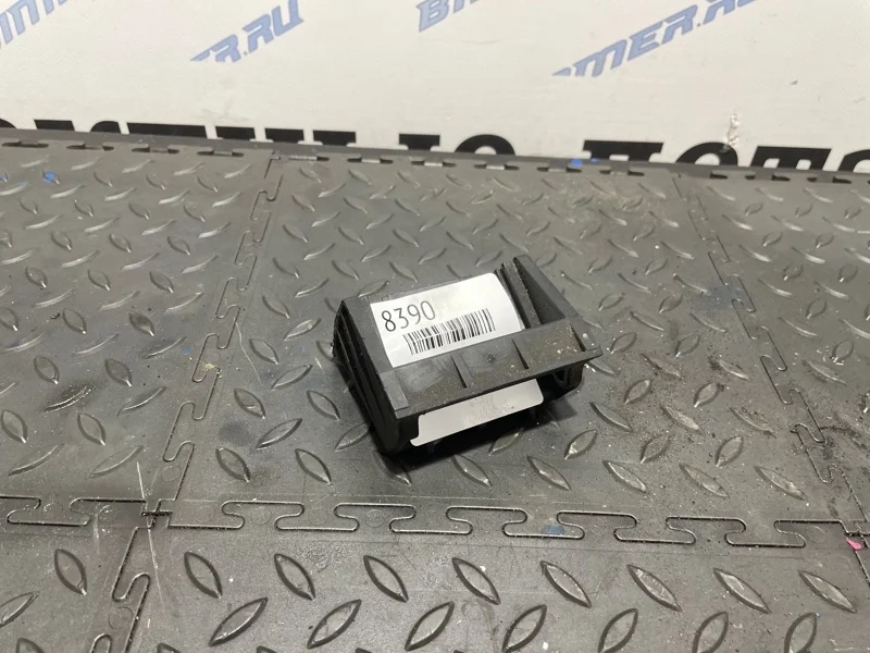 Кронштейн радиатора BMW X6 17117533537 E71 N55