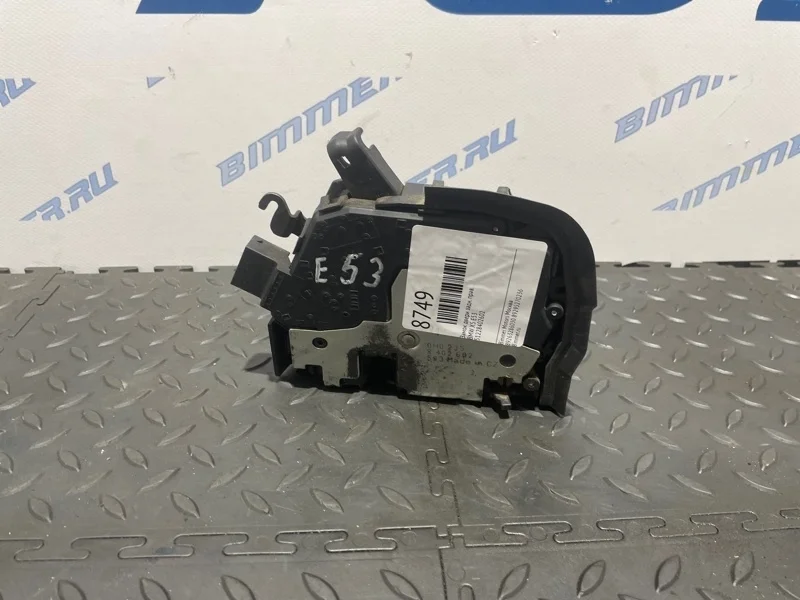 Замок двери BMW X5 E53