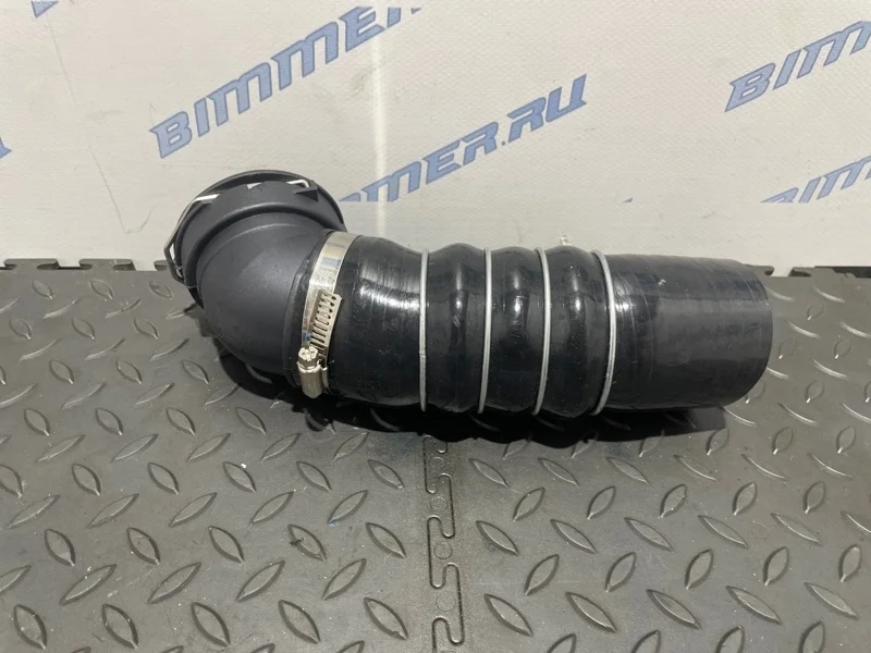 Патрубок наддувочного воздуха BMW 5 11618506079 E70 M57