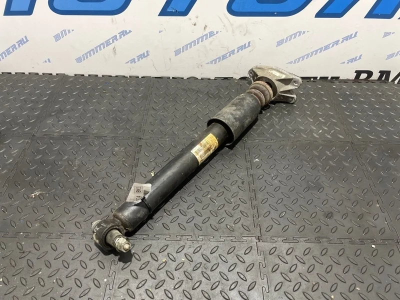 Амортизатор BMW 328iX 33526874377 F30 N20B20A, задний