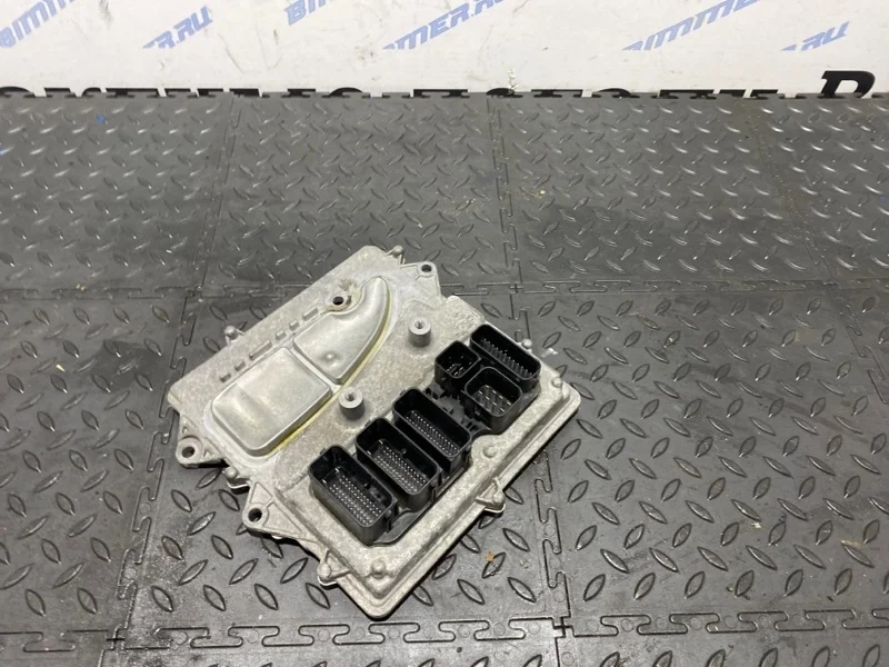 Блок управления двигателем BMW 435iX F32