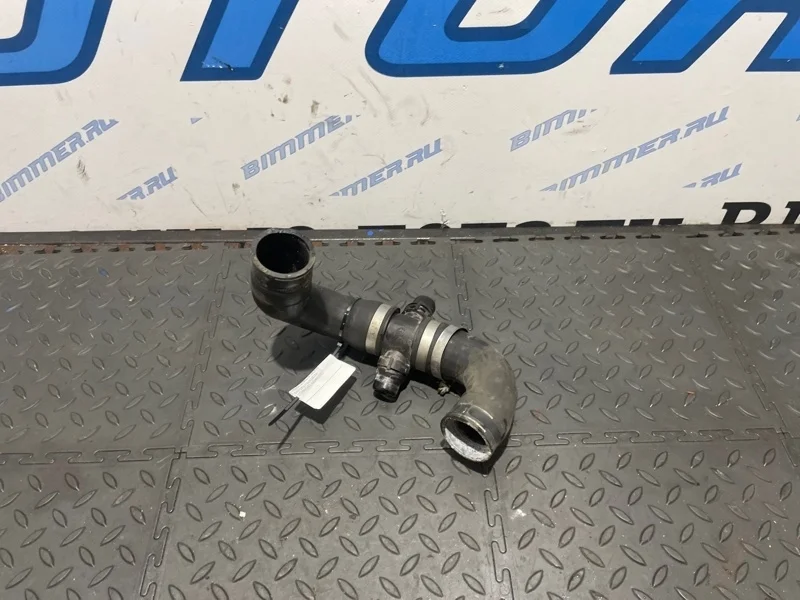 Патрубок системы охлаждения BMW 328iX 11538645481 F30 N20B20A