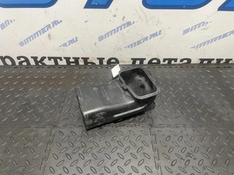 Воздухозаборник BMW 550iX 13717577471 F10 N63B44A