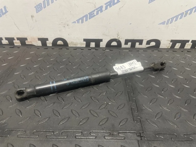 Амортизатор капота BMW 328iX F30