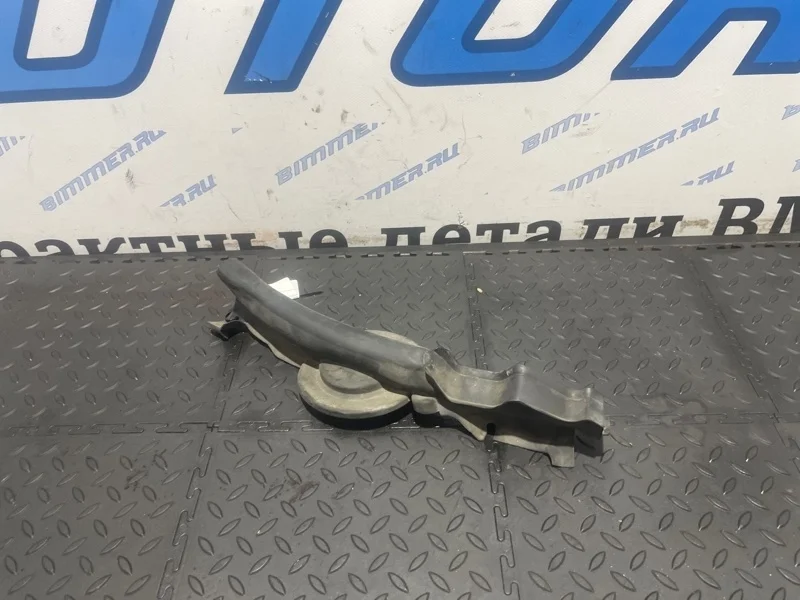 Уплотнитель капота BMW 328iX F30