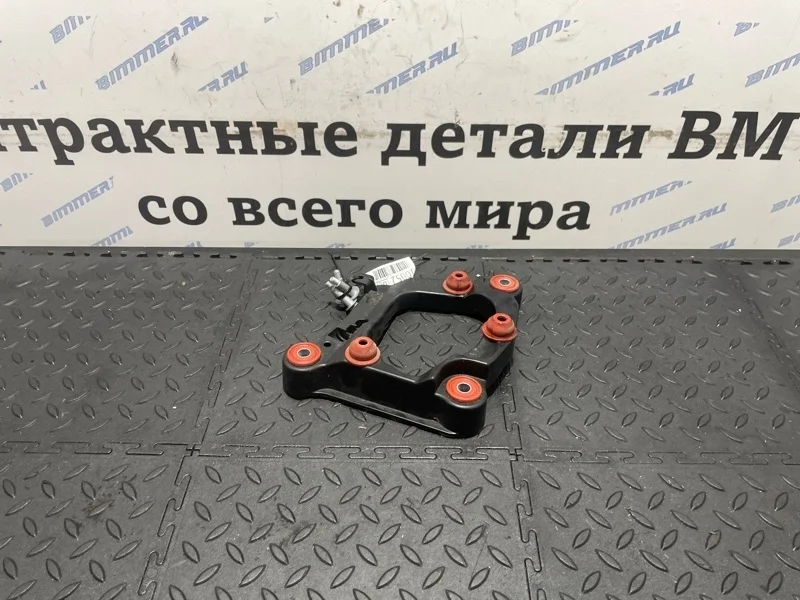 Кронштейн клапанного блока BMW 550iX F10