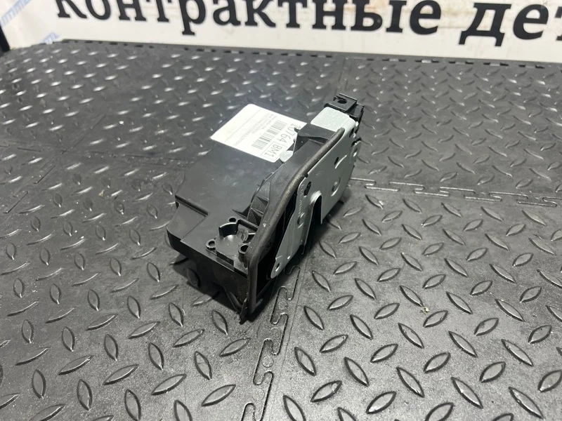 Замок двери BMW 328iX 51227229460 F30 N20B20A, задний правый