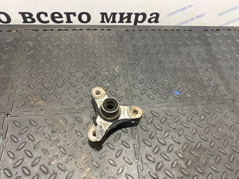 Фланец редуктора BMW 33107605589 F30