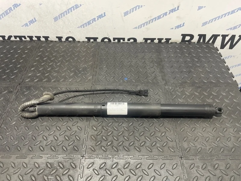 Доводчик двери багажника BMW 51247294470 F15, правый