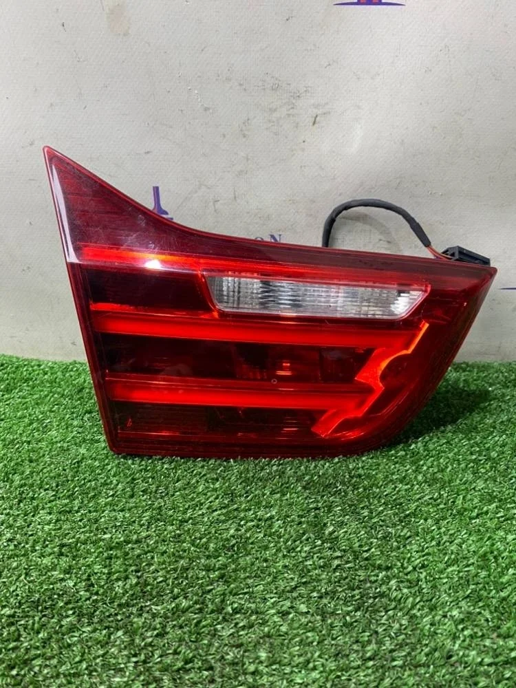 Фонарь в крышку багажника BMW F32